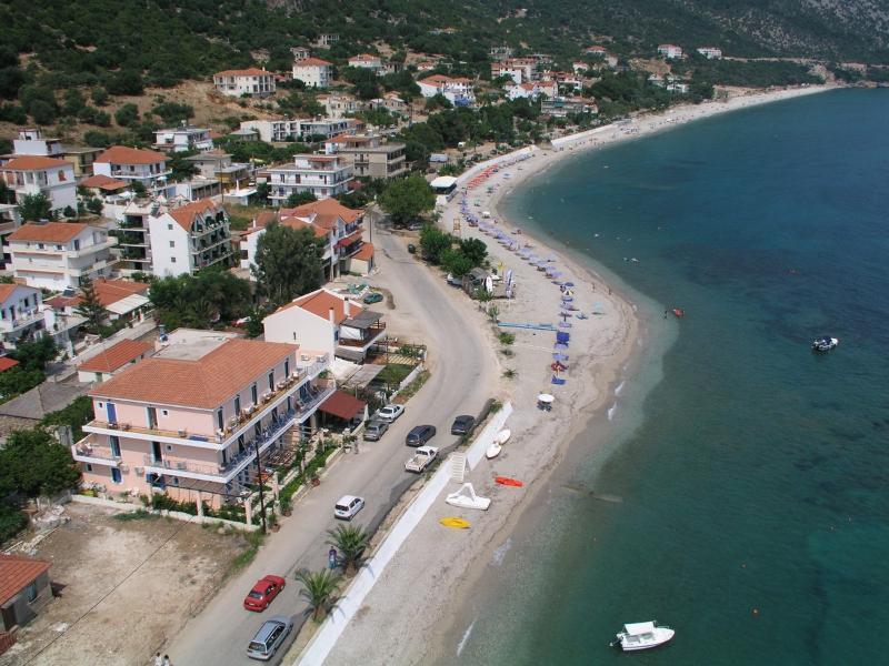 Kalypso Hotel Poros  Exterior photo